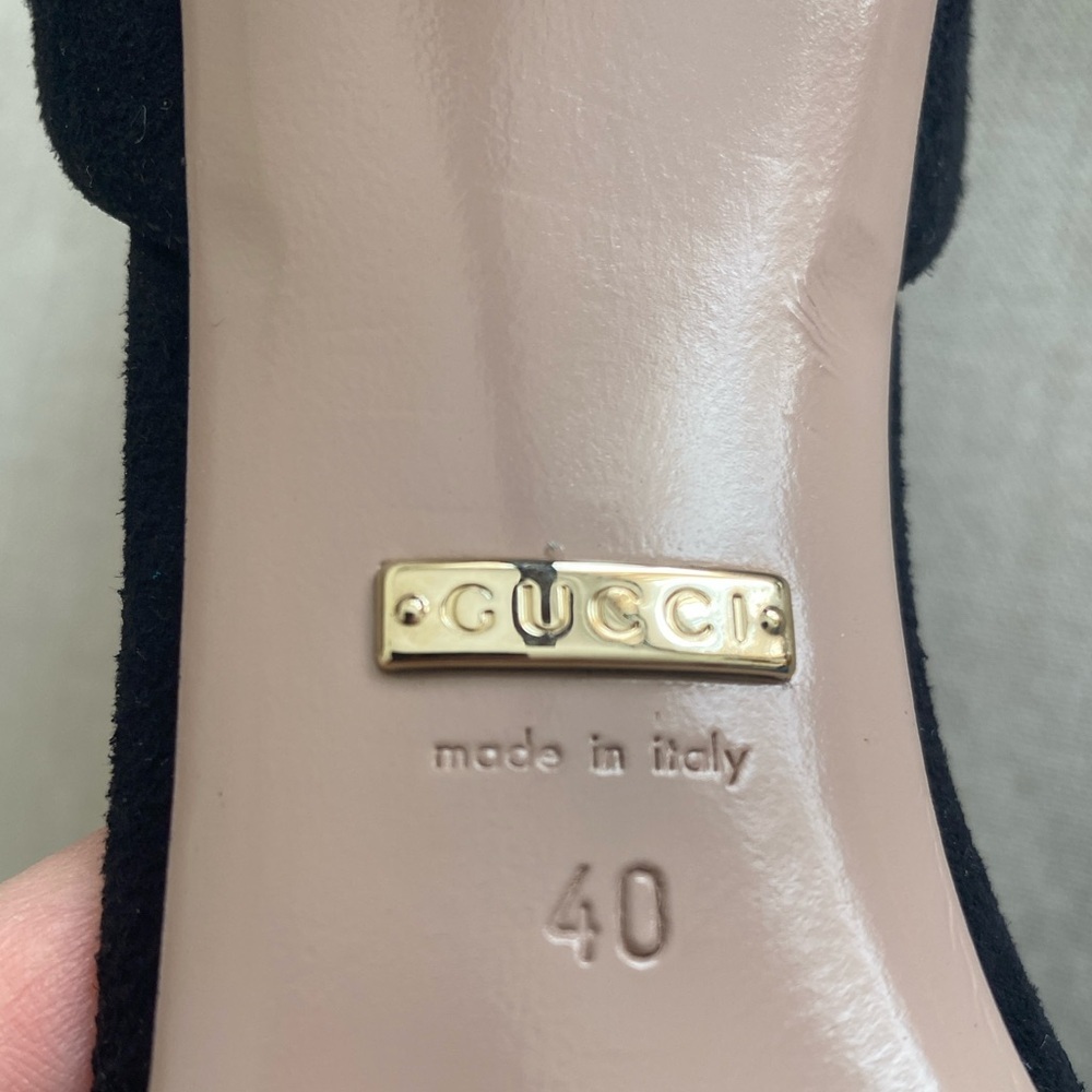 Gucci Suede D'orsay Strappy Stiletto Heels featuring a pointed toe size 40 /10 - Picture 13 of 13